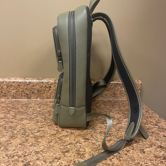 COACH Gotham Backpack. Army Green. - Picture 4 of 7